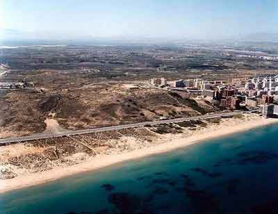 Tres playas de Alicante, para escapadas con mucho encanto