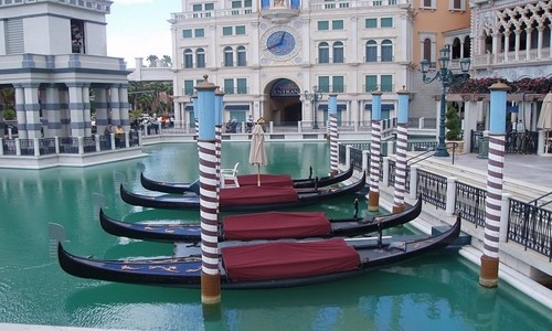 Venecia- imagen de las góndolas